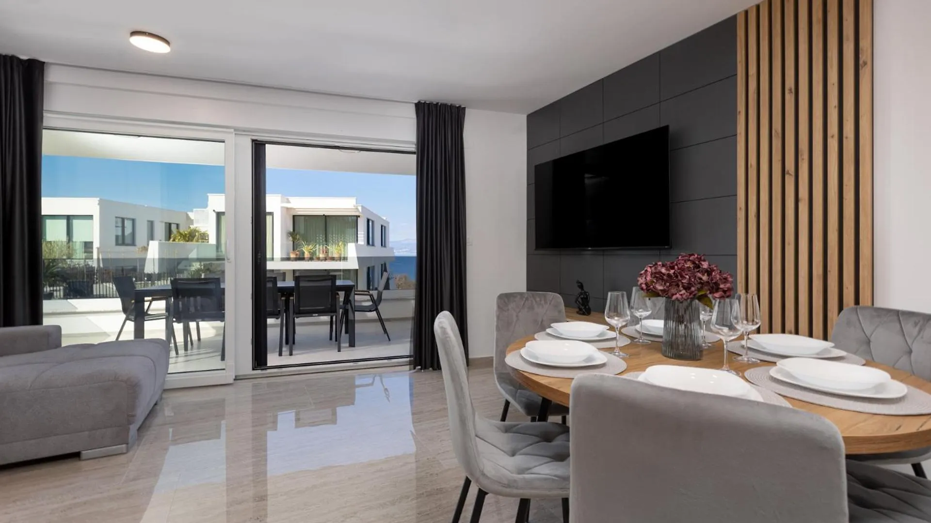 Apartman Aura Malinska - Private Pool
